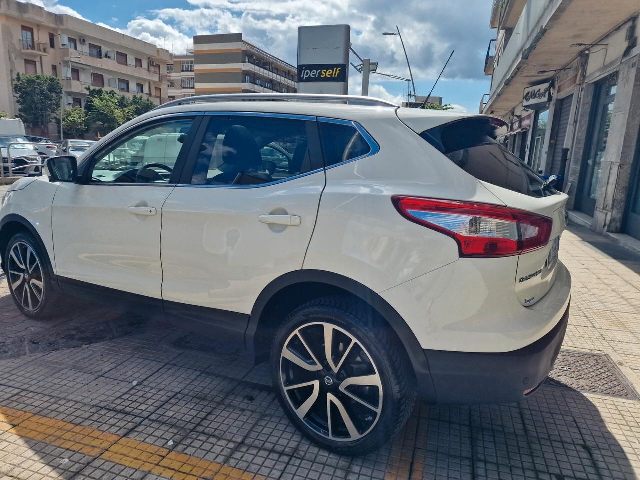 Nissan Qashqai 1.6 dCi 2WD Tekna AUTOMATICA Tetto Panoramico