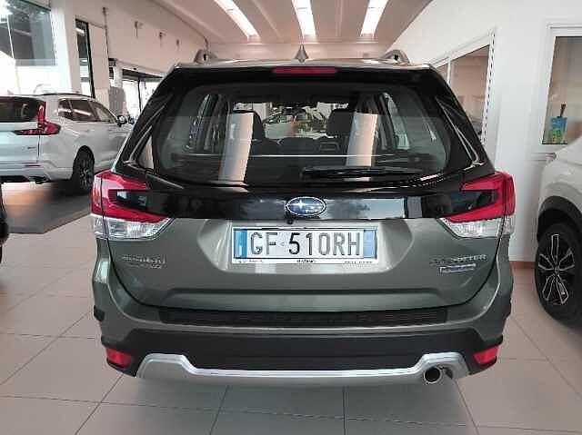 Subaru Forester 2.0 e-Boxer MHEV CVT Lineartronic Free