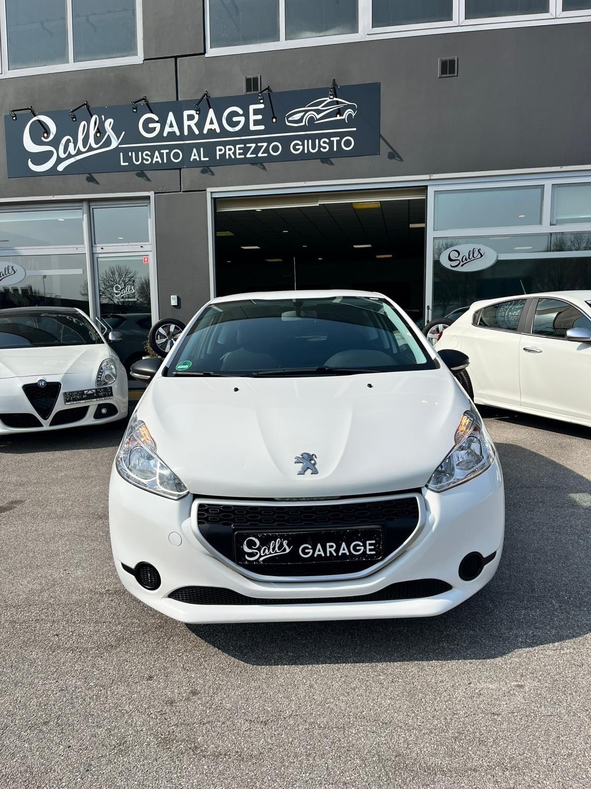 Peugeot 208 Neopatentati