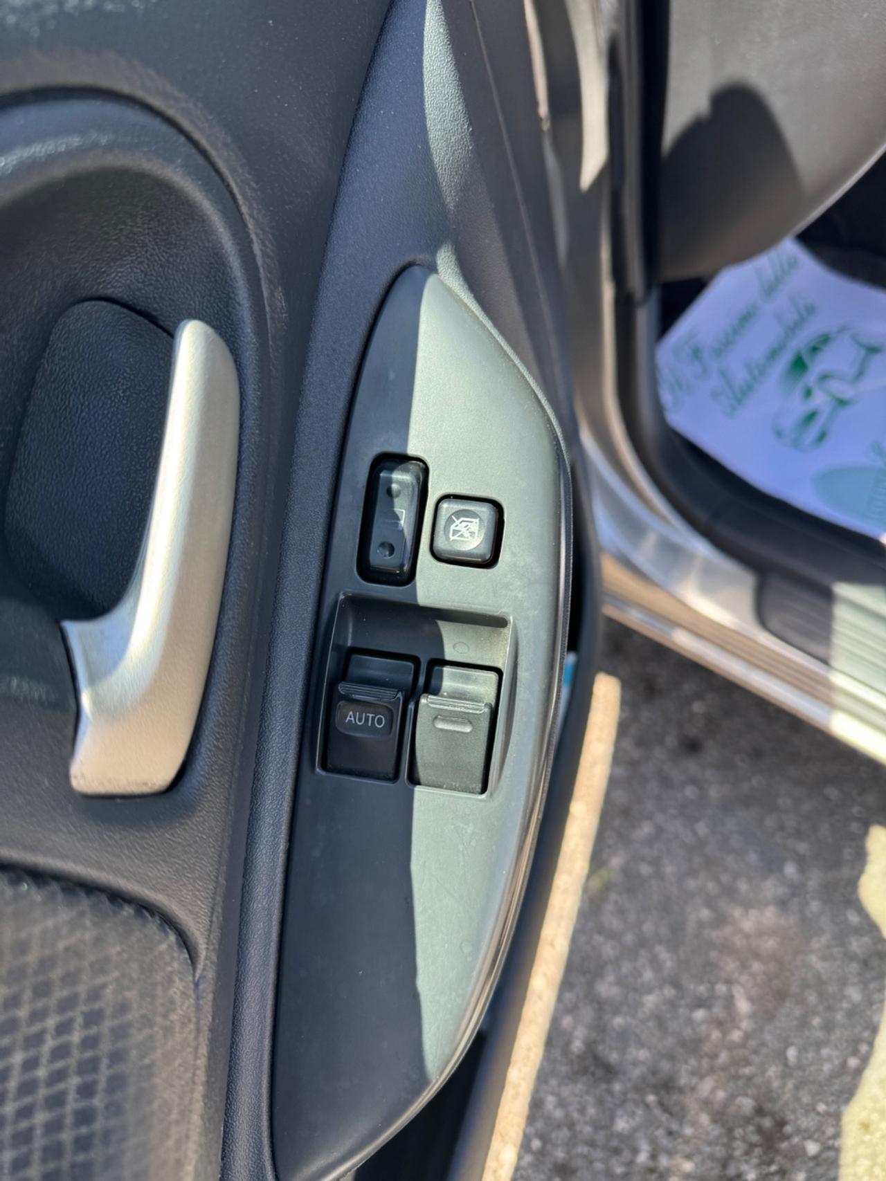 Toyota Yaris 1.4 tdi D-4D cat 3 porte Sol
