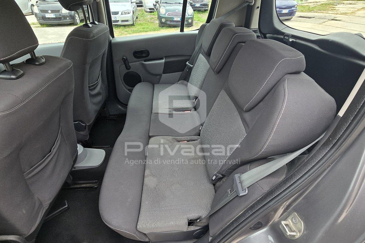 RENAULT Modus 1.2 16V Attractive