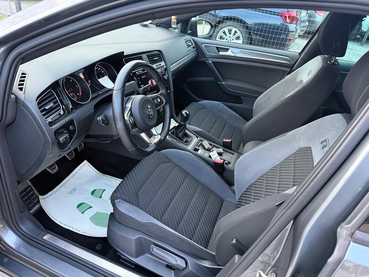 Volkswagen Golf 7 R-Line 1.6 TDI 115 CV Pack R Top di Gamma Euro6d