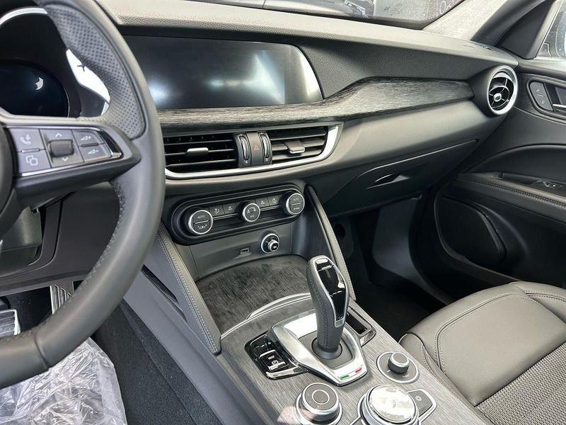 Alfa Romeo Stelvio 2.2 t Sprint rwd 160cv auto