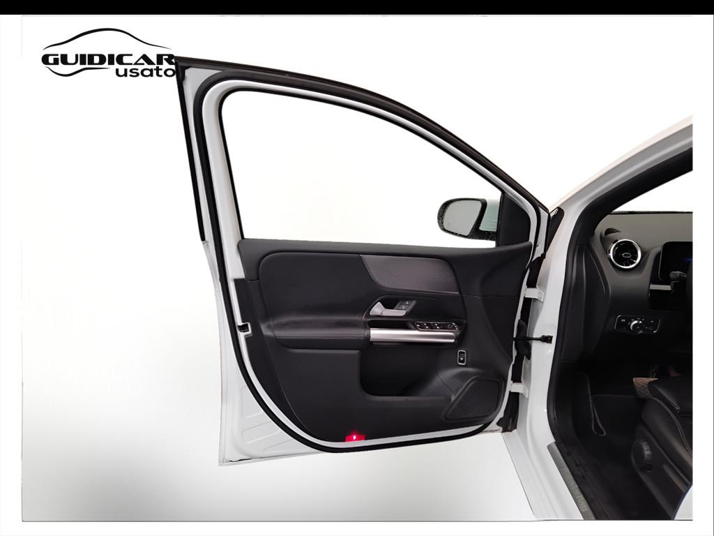 Mercedes-Benz Classe B - W247 2018 - B 180 d Sport Plus auto