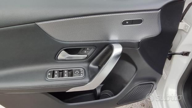 MERCEDES-BENZ A 180 d Business Automa "NAVI"LED