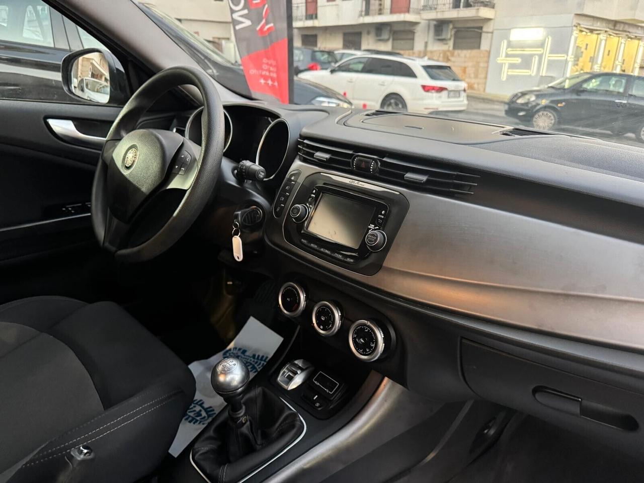 Alfa Romeo Giulietta 1.6 M.jet Distinctive * 2016 * Navi * Garantita 12 Mesi