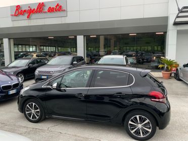 Peugeot 208 PureTech 82 5p. GPL Allure
