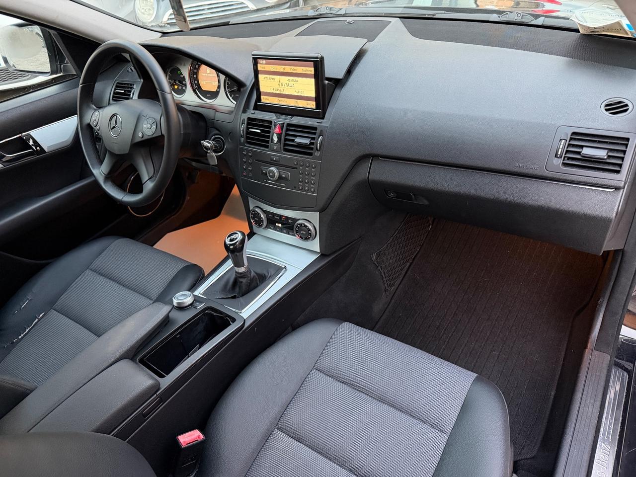 Mercedes-benz C 180 Kompressor 156CV Avantgarde