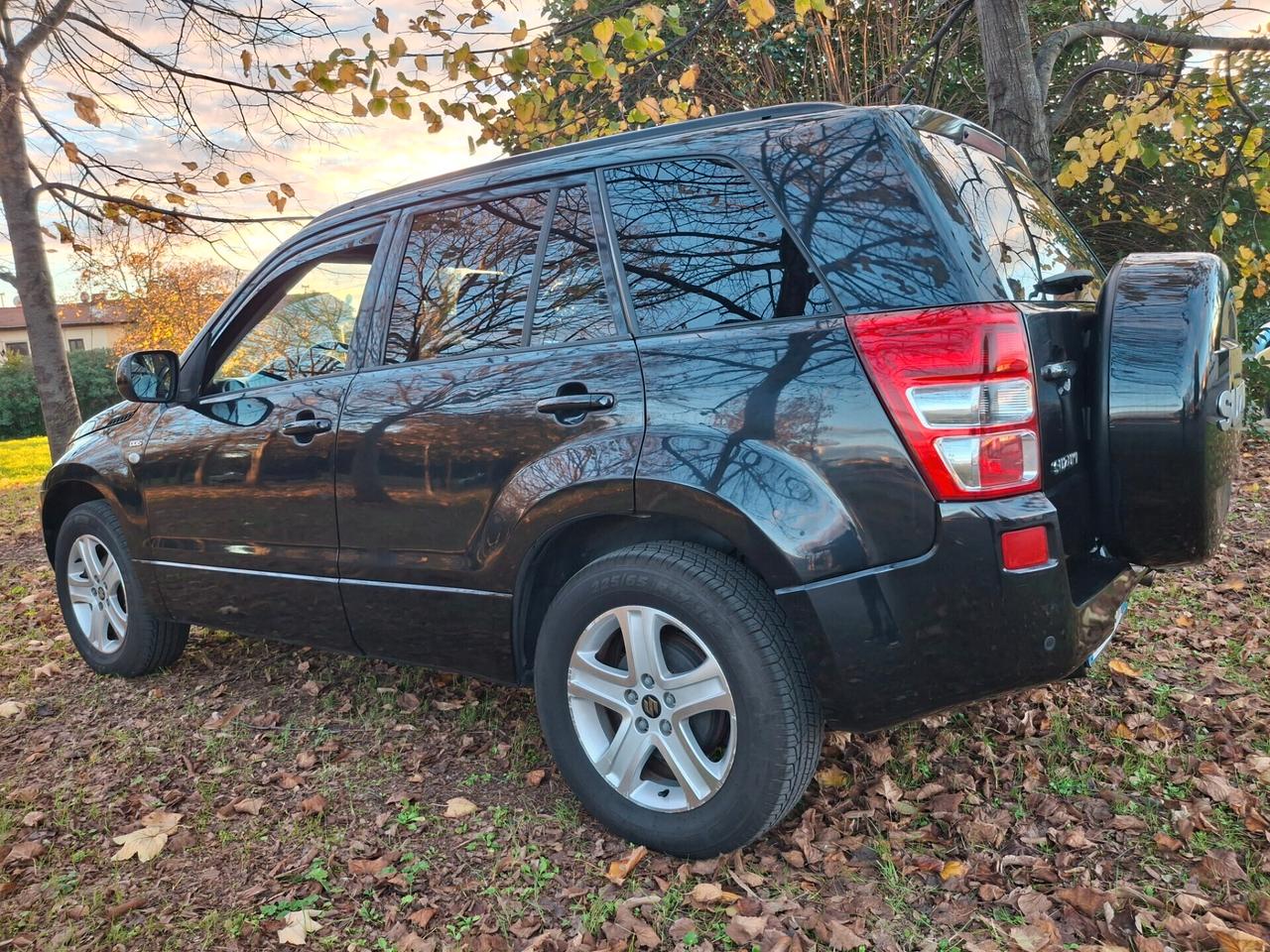 Suzuki Grand Vitara 1.9 DDiS*-TETTO*PELLE TOTALE*-