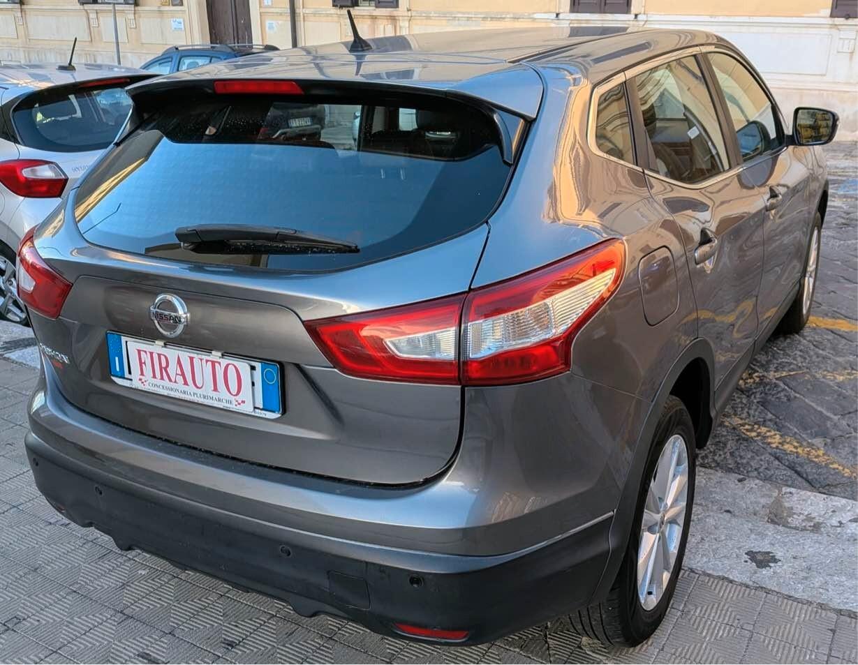 Nissan Qashqai 1.5 dCi N-Connecta