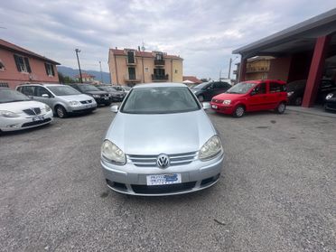 Volkswagen Golf 1.6 16V FSI 5p. Sportline