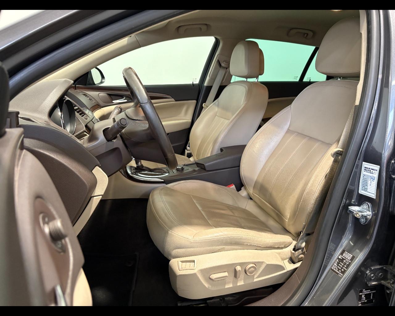 OPEL INSIGNA SPORTS TOURER 2.0