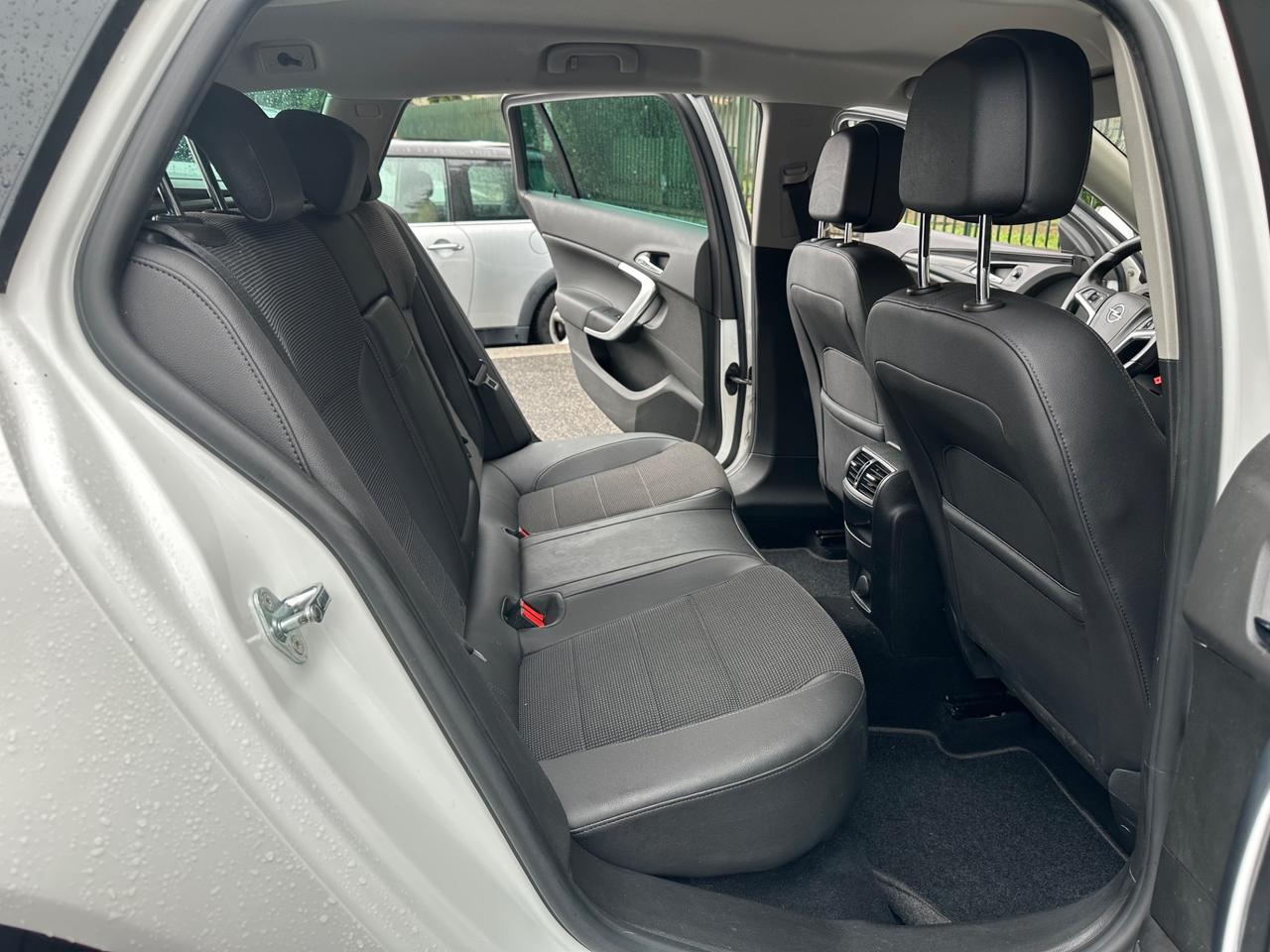 Opel Insignia 2.0 CDTI Sports Tourer Cosmo super full