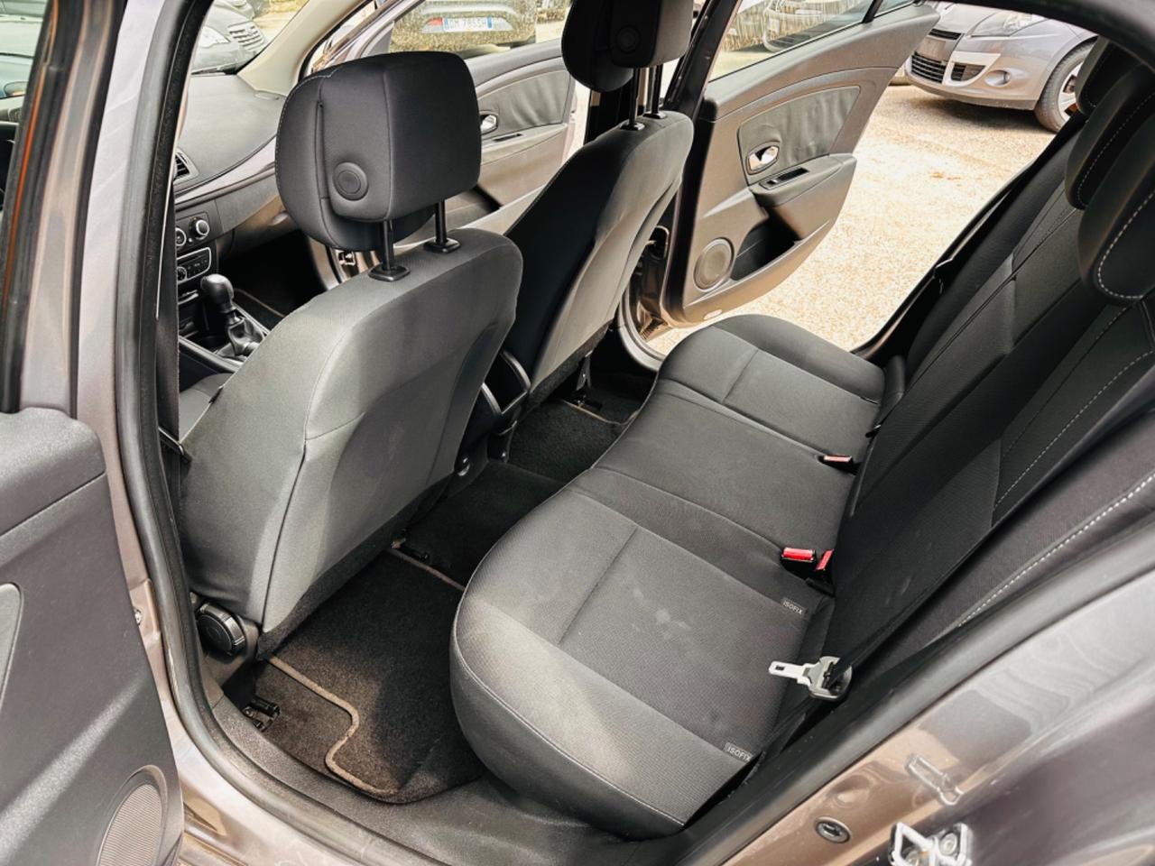 Renault Mégane 1.5 dCi 110CV EDC SporTour GT Line
