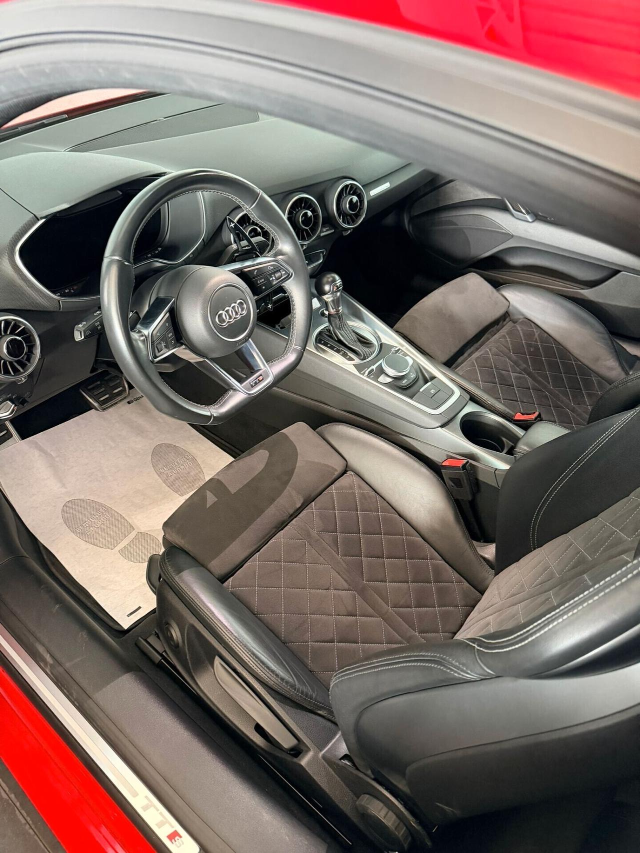 Audi TTS Coupé 2.0 TFSI 310 CV quattro S tronic