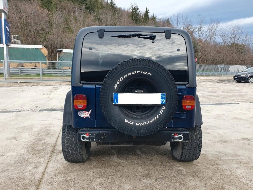 Jeep Wrangler 4.0 cat Sport -GPL