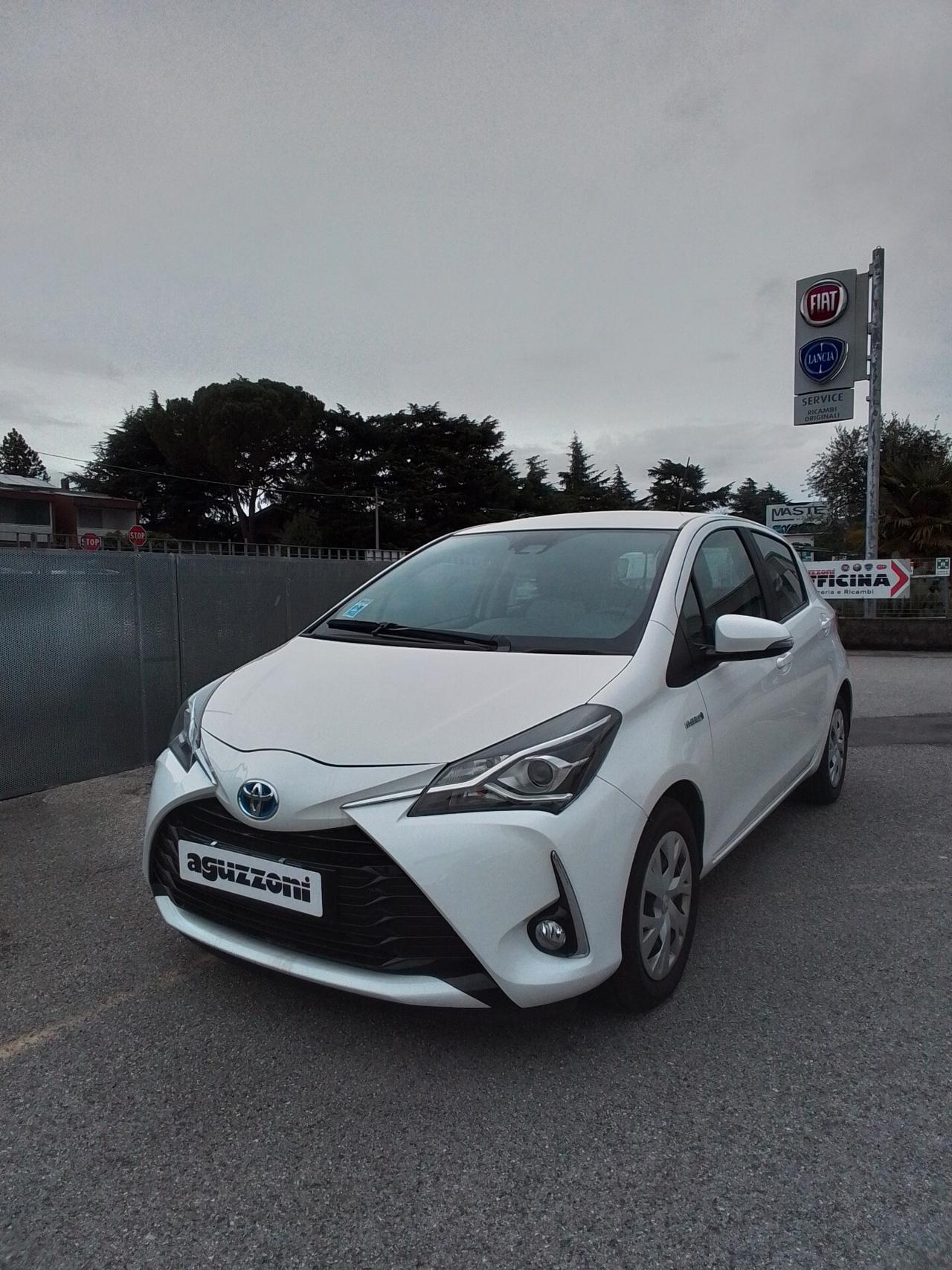 Toyota Yaris 1.5 Hybrid 5 porte Business