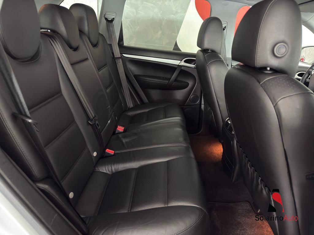 Porsche Cayenne 3.2