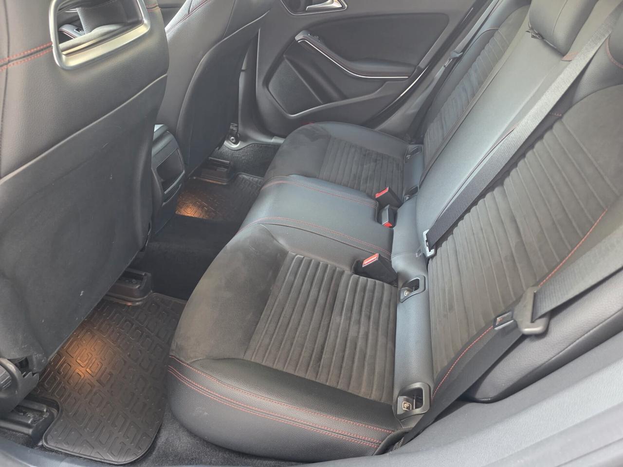 Mercedes CLA 200 d Coupe' Autom. Amg....