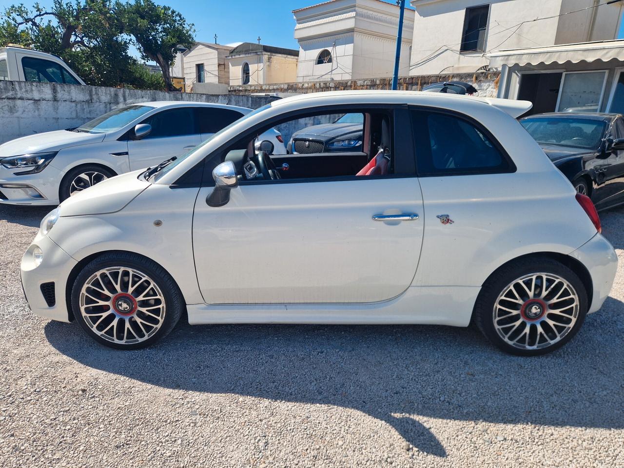 Abarth 500 1.4 Turbo T-Jet km 11000-2010