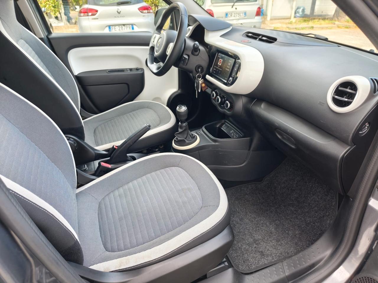 Renault Twingo SCe 65 CV Intens
