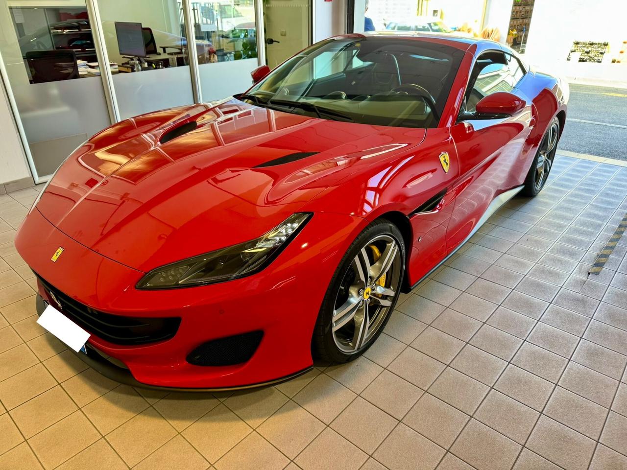 FERRARI PORTOFINO 3.9 V8 600 CV 2019 (PERMUTO)