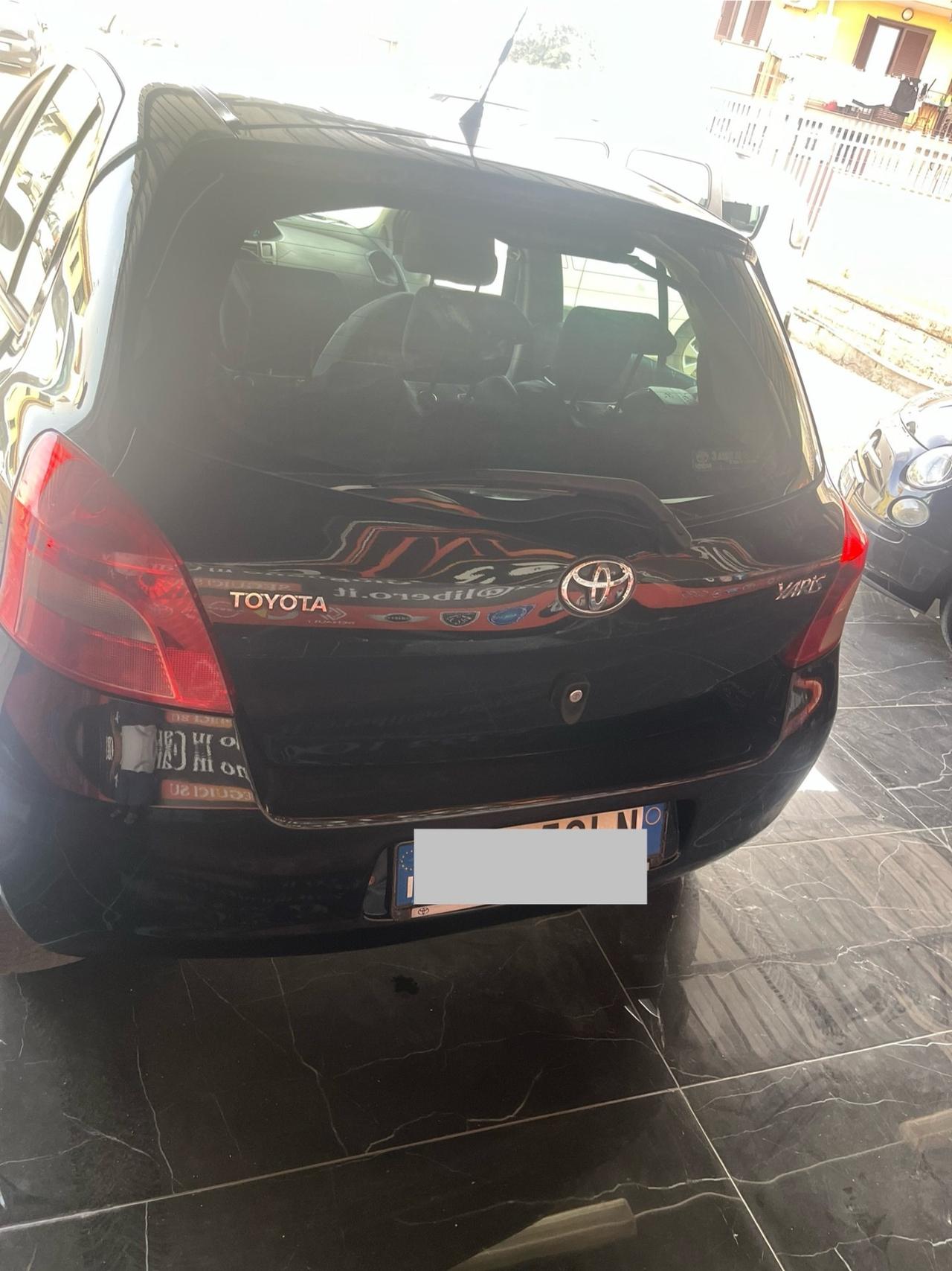 Toyota Yaris 1.3 5 porte M-MT Navi