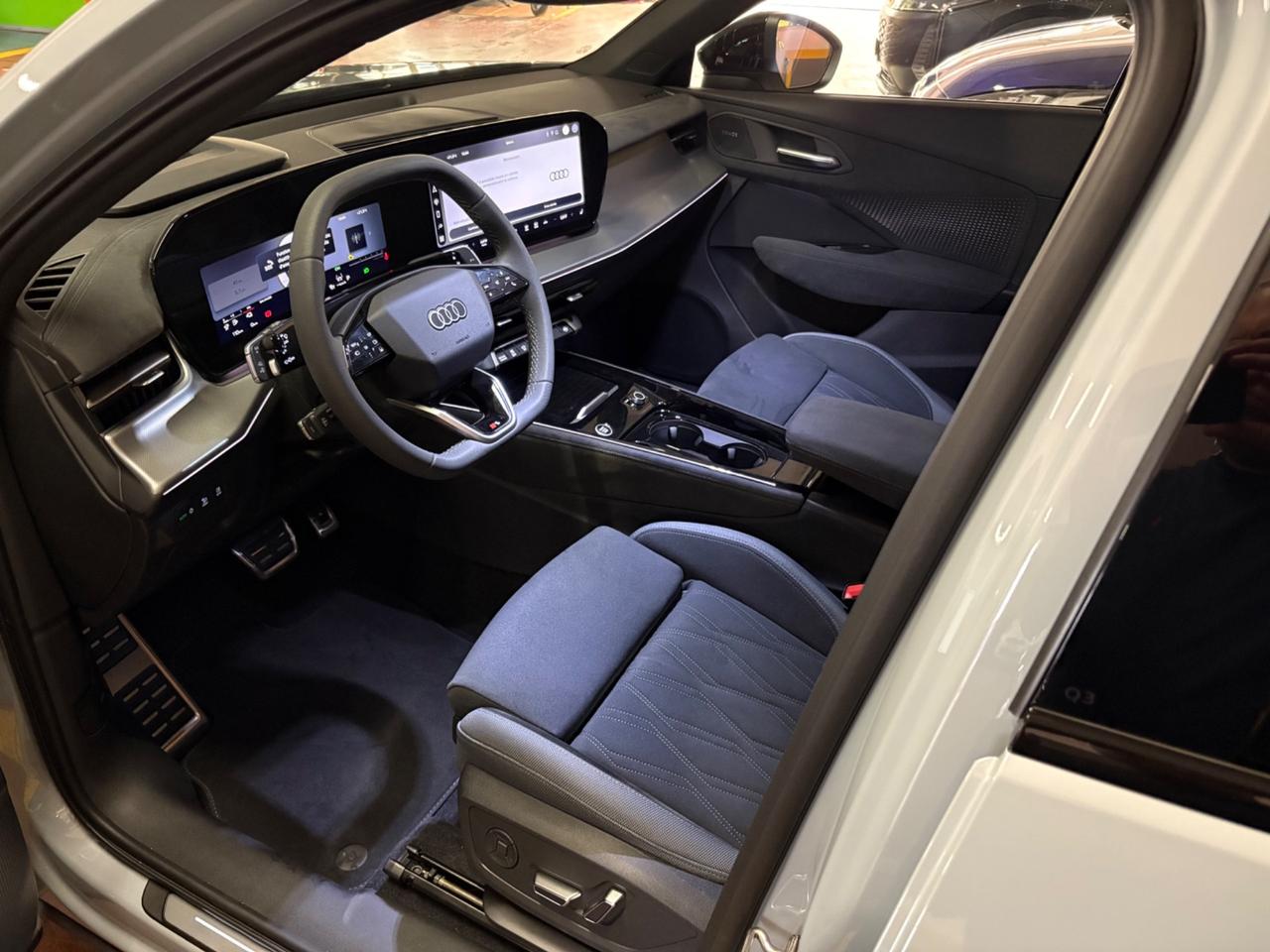 Audi Q3 SPB e-hybrid 200 kW S tronic Business Advanced