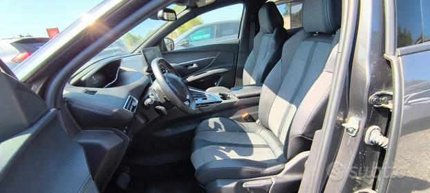 Peugeot 3008 BlueHDi 130 S&S EAT8 ALLURE 360 NAVI