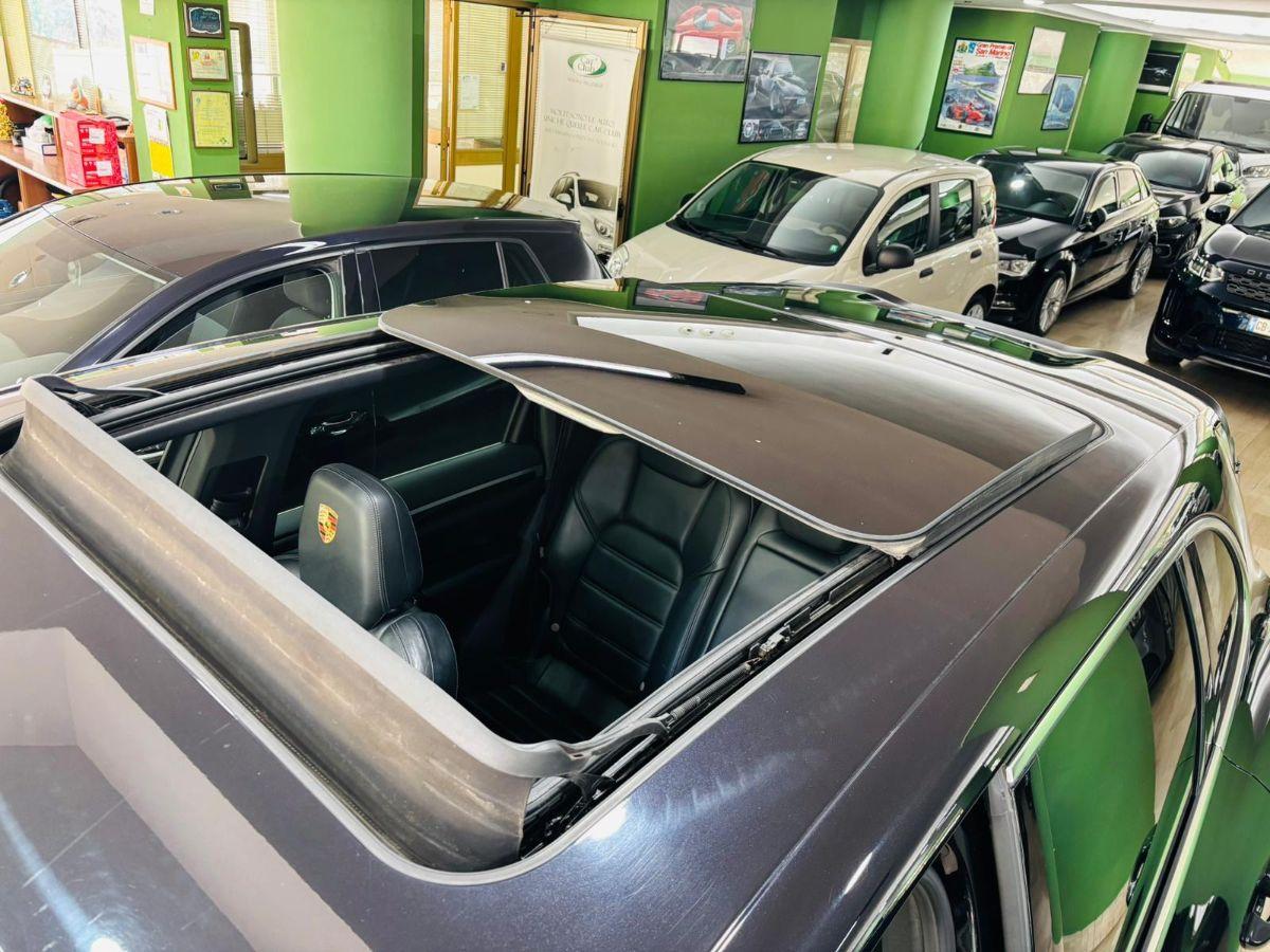 Porsche Cayenne 3.0 Diesel 245hp Extra Full