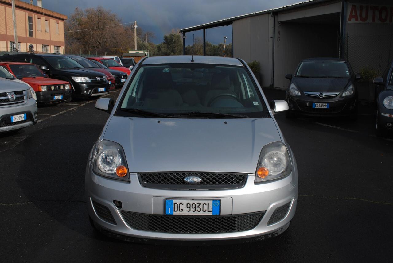 FORD FIESTA 1.2 75 CV OK NEOPATENTATI