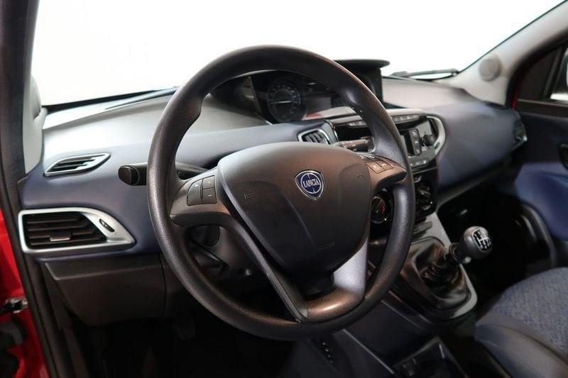 Lancia Ypsilon Ypsilon 1.0 firefly hybrid ORO s&s 70cv 5p.ti