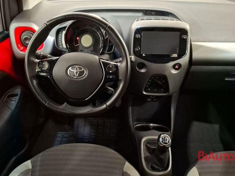 Toyota Aygo Aygo 5p 1.0 x-play 72cv