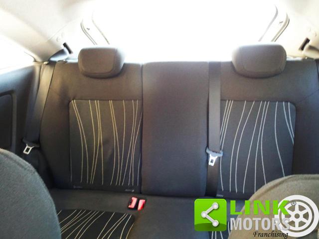 OPEL Corsa 1.2 3 porte Easytronic Enjoy
