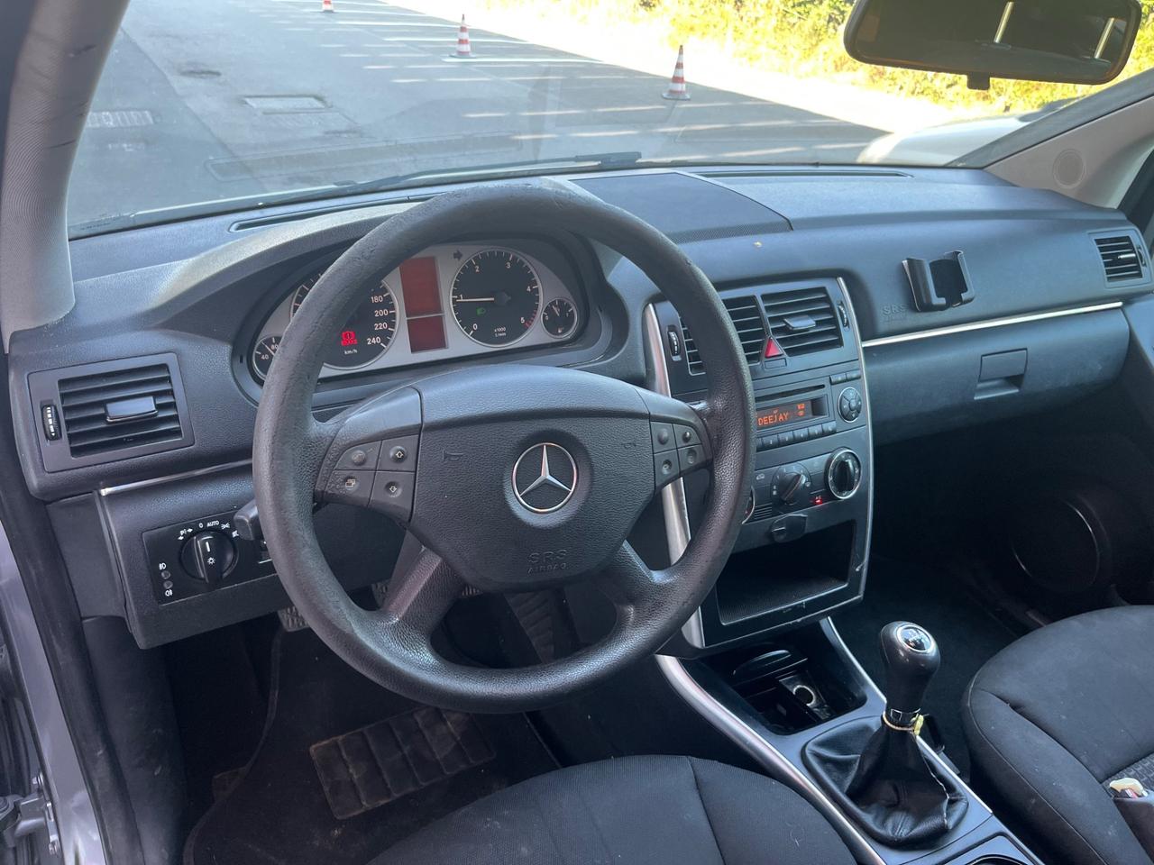 Mercedes-benz B 180 CDI PREMIUM 2011