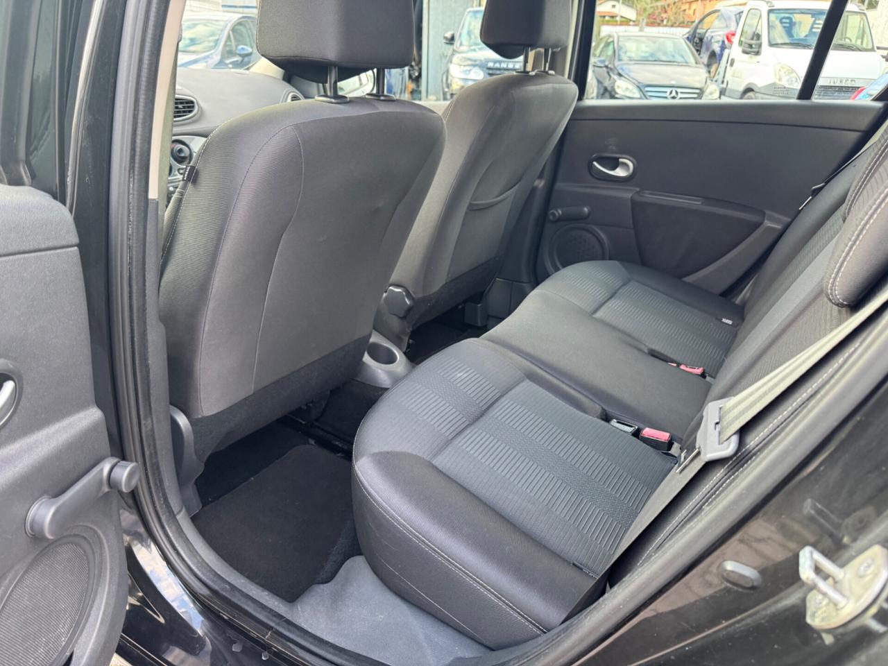 Renault Clio 1.2 16V 5 porte Luxe