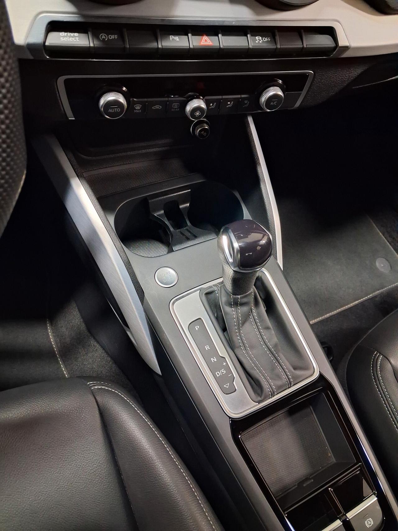 Audi Q2 35 TDI S tronic line Edition