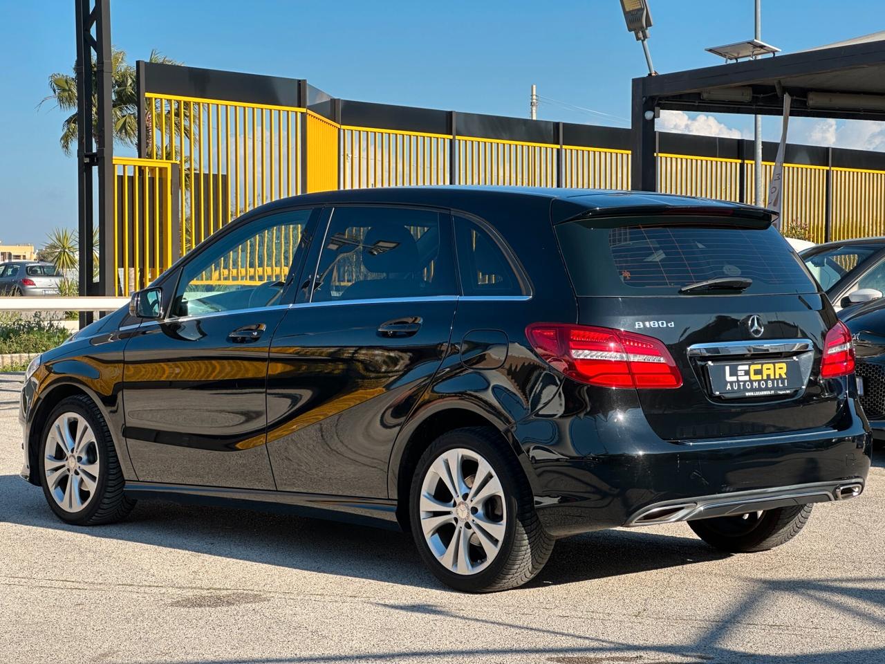 MERCEDES-BENZ B 180 d Automatic Sport