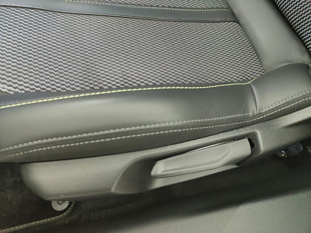 PEUGEOT 2008 II 2020 2008 1.2 PURETECH 130CV GT EAT8