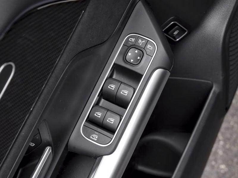 Mercedes-Benz GLA GLA 200 Auto AMG Line Premium NAVI MULTIBEAM LED CAMERA