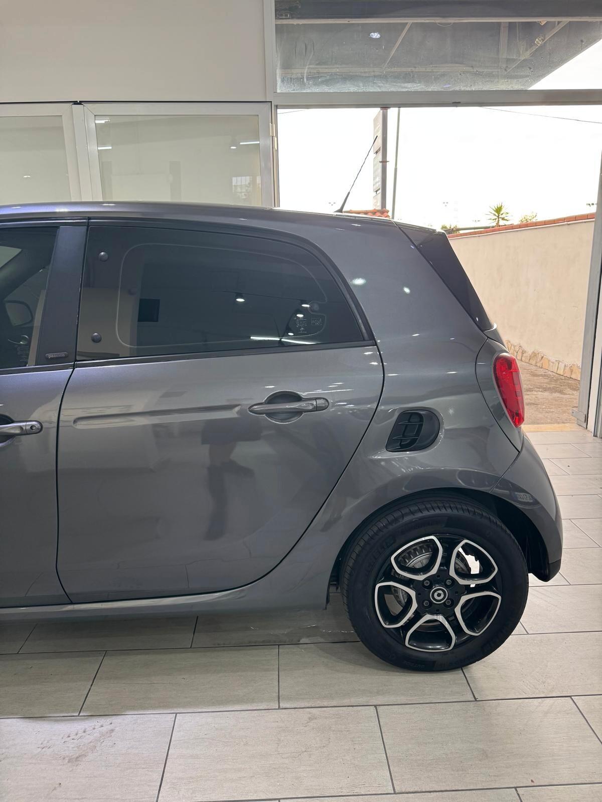 Smart ForFour 70 1.0 twinamic Superpassion