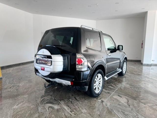 Mitsubishi Pajero 3.2 DI-D 16V aut. 3p. Instyle DPF
