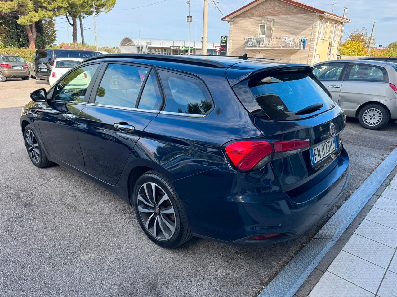 Fiat Tipo 1.6 Mjt S&S DCT SW Lounge