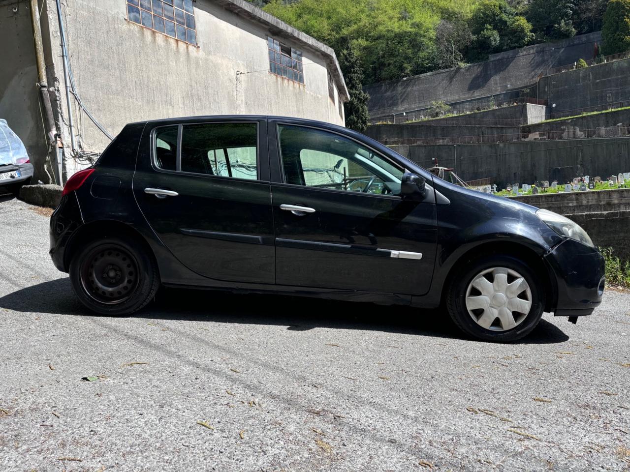 Renault Clio 1.2 16V 5 porte Dynamique