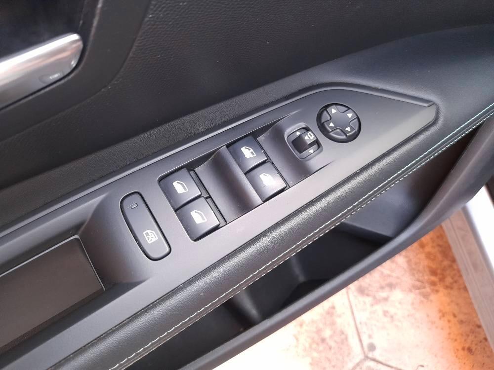 PEUGEOT 3008 1.5 BLUEHDI 130 CV ALLURE