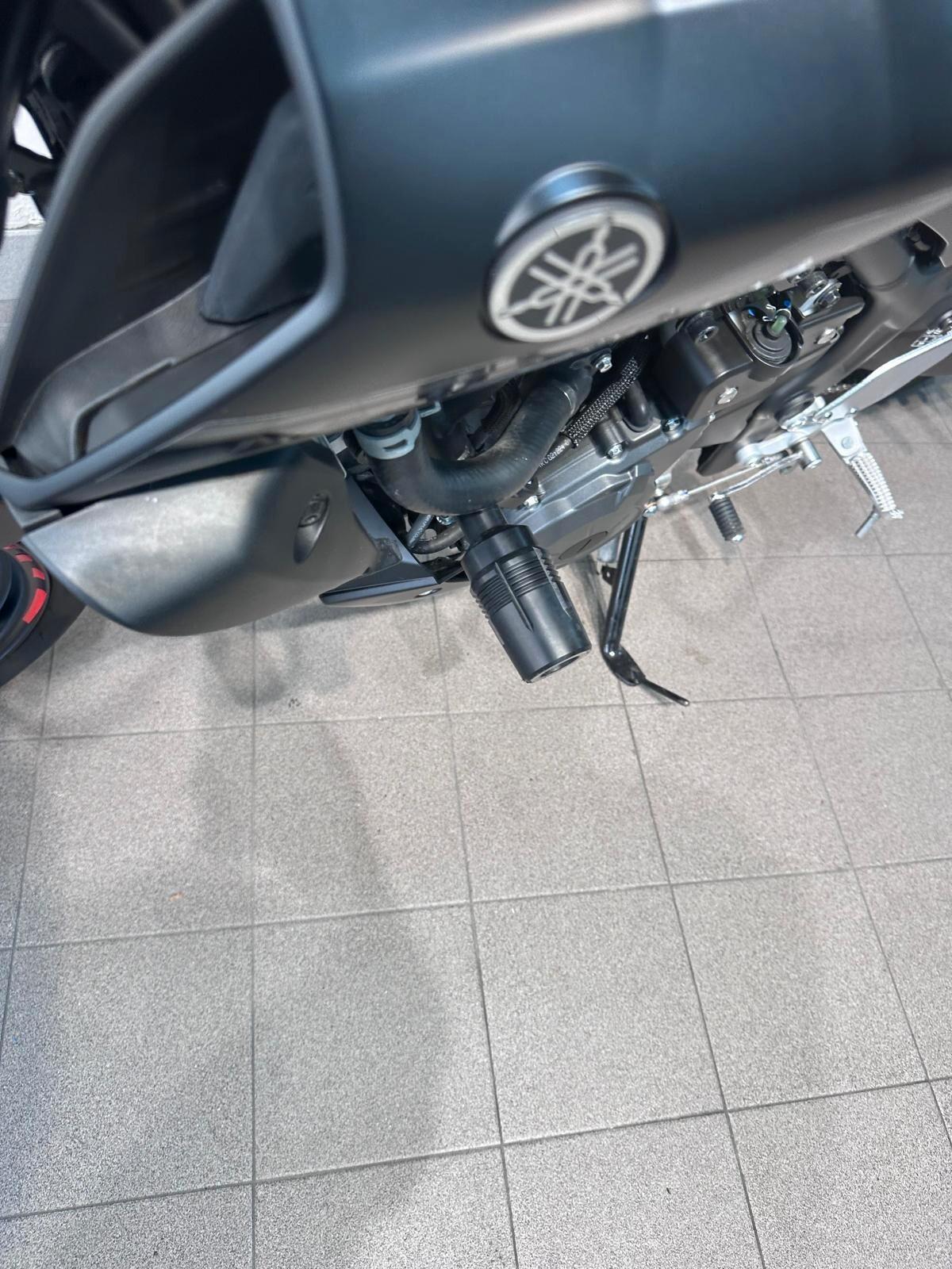 Yamaha MT-03 MDNM8 MIDNIGHT BLACK