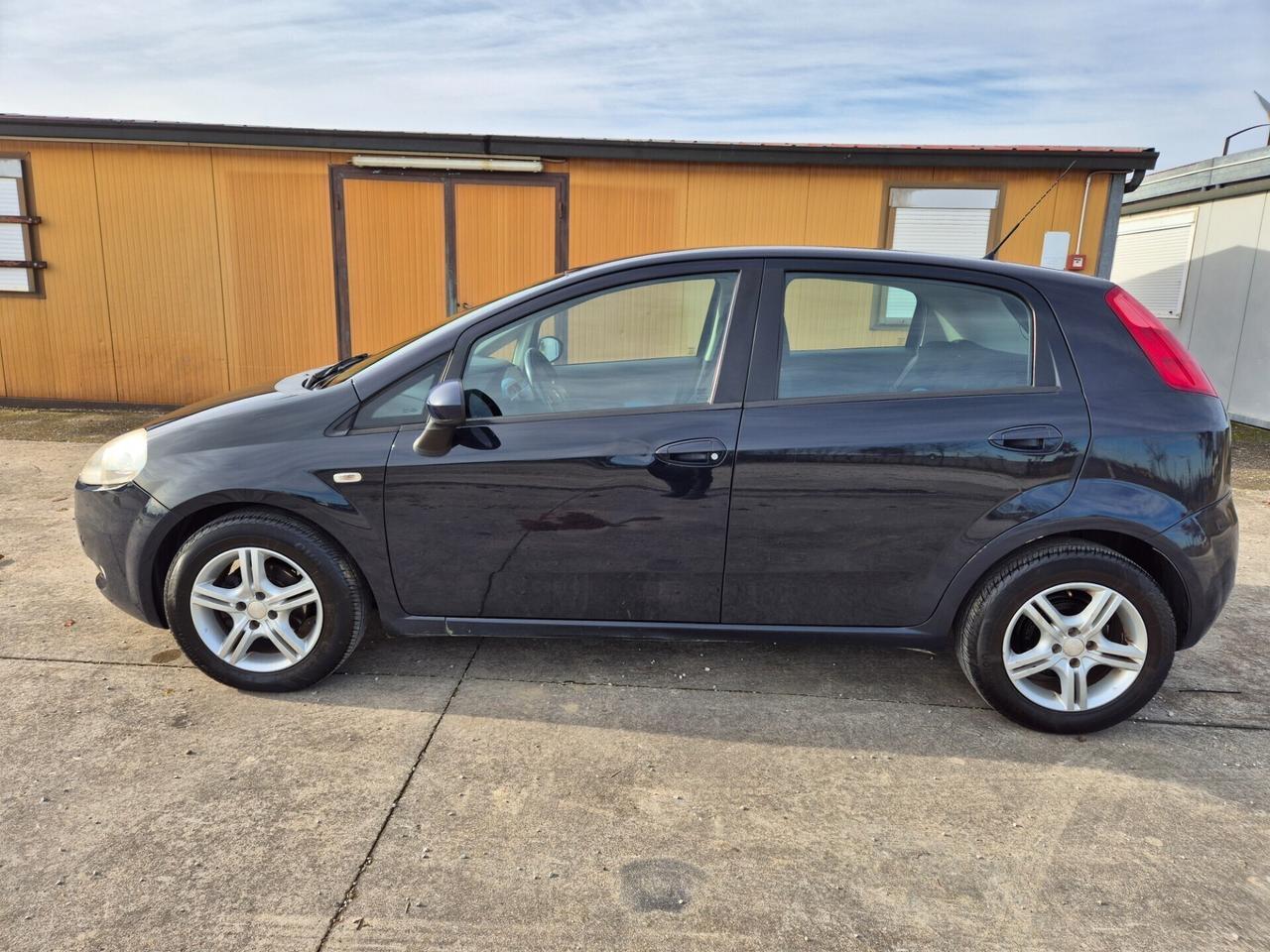 Fiat Grande Punto 1.4 Starjet 16V 5 porte Emotion
