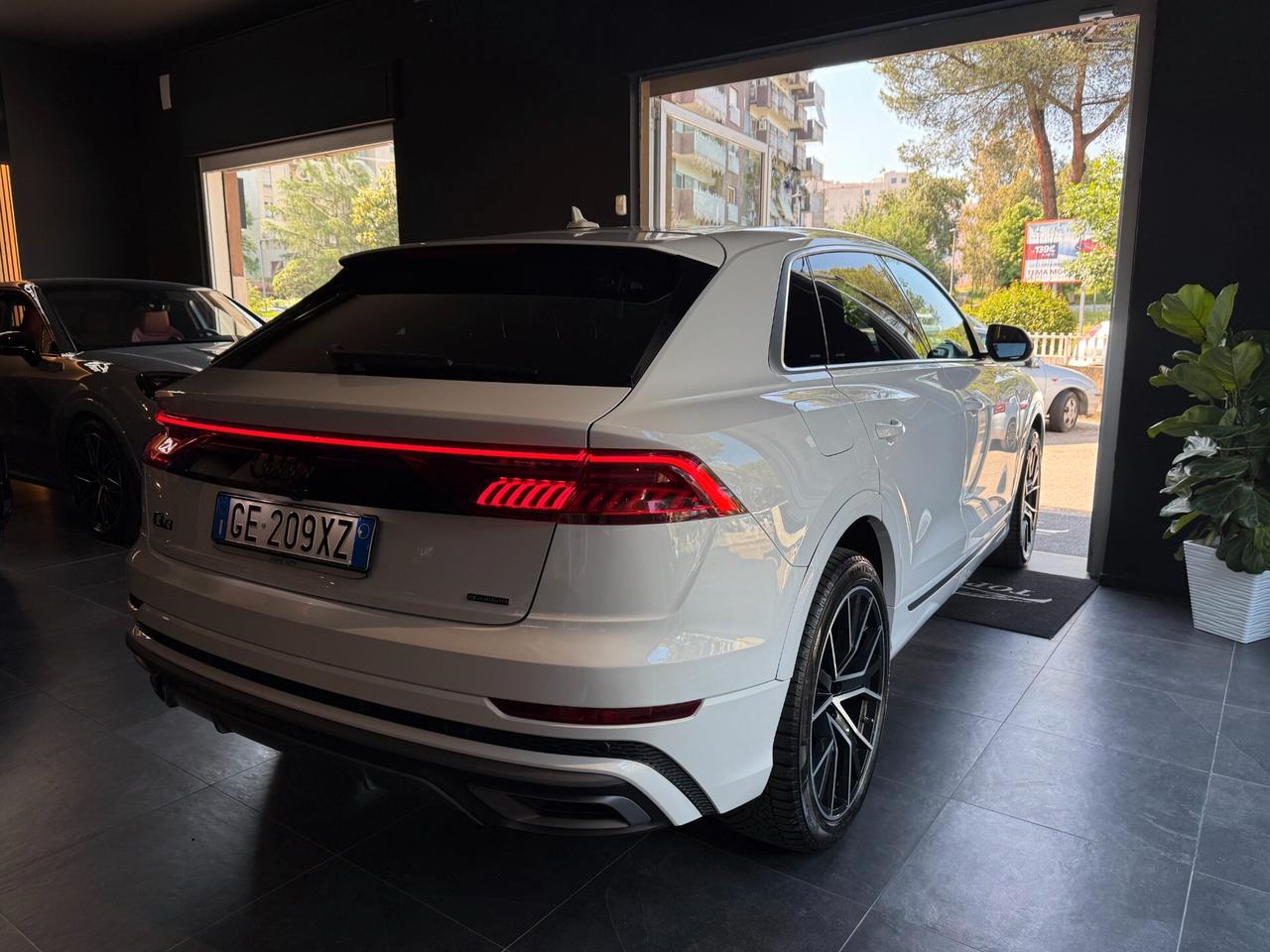 Audi Q8 50 TDI 286 CV quattro tiptronic Sport
