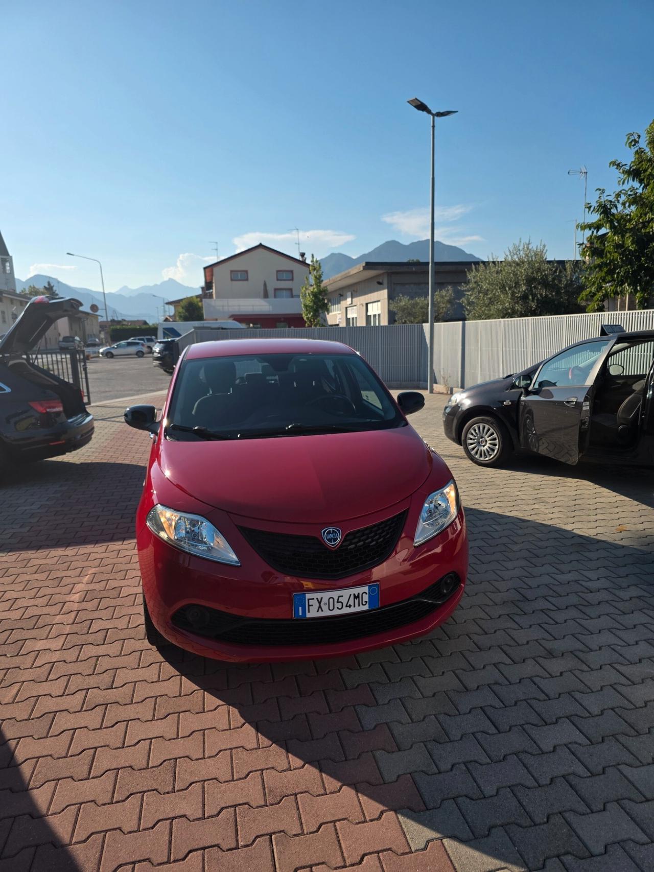 Lancia Ypsilon 1.2 70CV perfetta e garantita 12 mesi