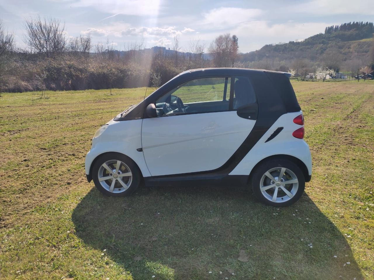 Smart ForTwo 1000 52 kW MHD cabrio passion